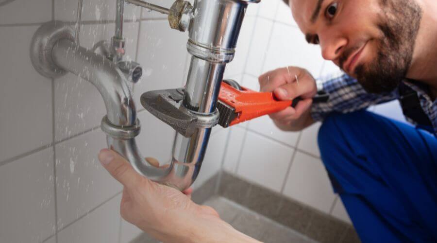 Professional same day plumber in Monroe Center, IL